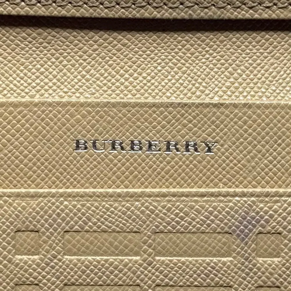 Burberry beautiful all